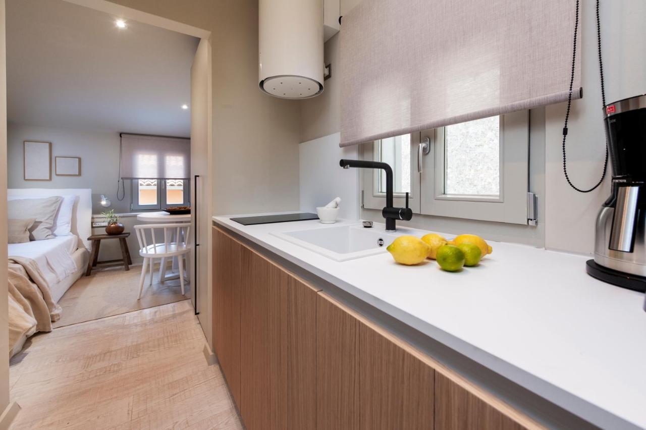 Calnova Suites Rovigno Esterno foto